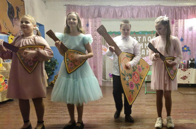 День матери.